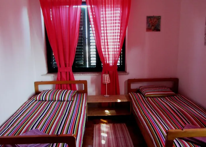 Prázdninový dům House Sara *