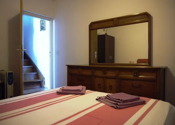 Holiday House Sara بيت للعطل أوباتيا