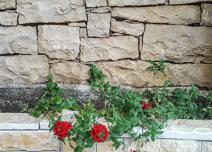 Holiday House Sara بيت للعطل