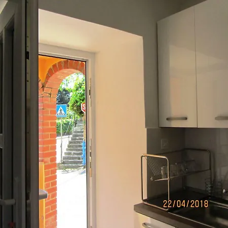 House Sara אופטיה